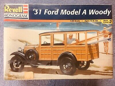 Model A Ford Woody 1931   1/25
