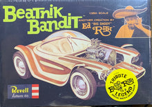 Load image into Gallery viewer, Ed &quot;Big Daddy&quot; Roth&#39;s Beatnik Bandit, 1/25 2001 ISSUE