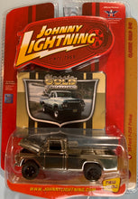 Load image into Gallery viewer, Classic Gold 1959 Ford F-250 Pickup 1/64 Series 41 (4)