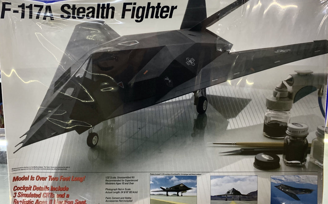 F-117A Stealth Fighter  1/32  