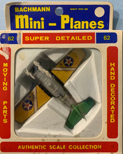 Load image into Gallery viewer, Bachmann Mini Planes #62 Grumman A4F Wildcat  1/140  1970&#39;s Issue