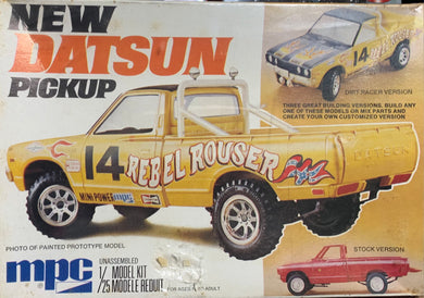1977 Datsun Pickup 1/25 1976 ISSUE