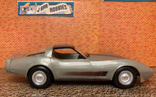 Load image into Gallery viewer, Corvette Chevrolet 1982 Collectors Edition 1/25