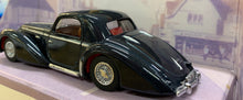 Load image into Gallery viewer, Dinky Item DY-14 1955 Delahaye 145 1/43