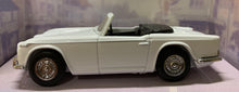 Load image into Gallery viewer, Dinky Item DY-20 1965 Triumph TR4A - IRS 1/43