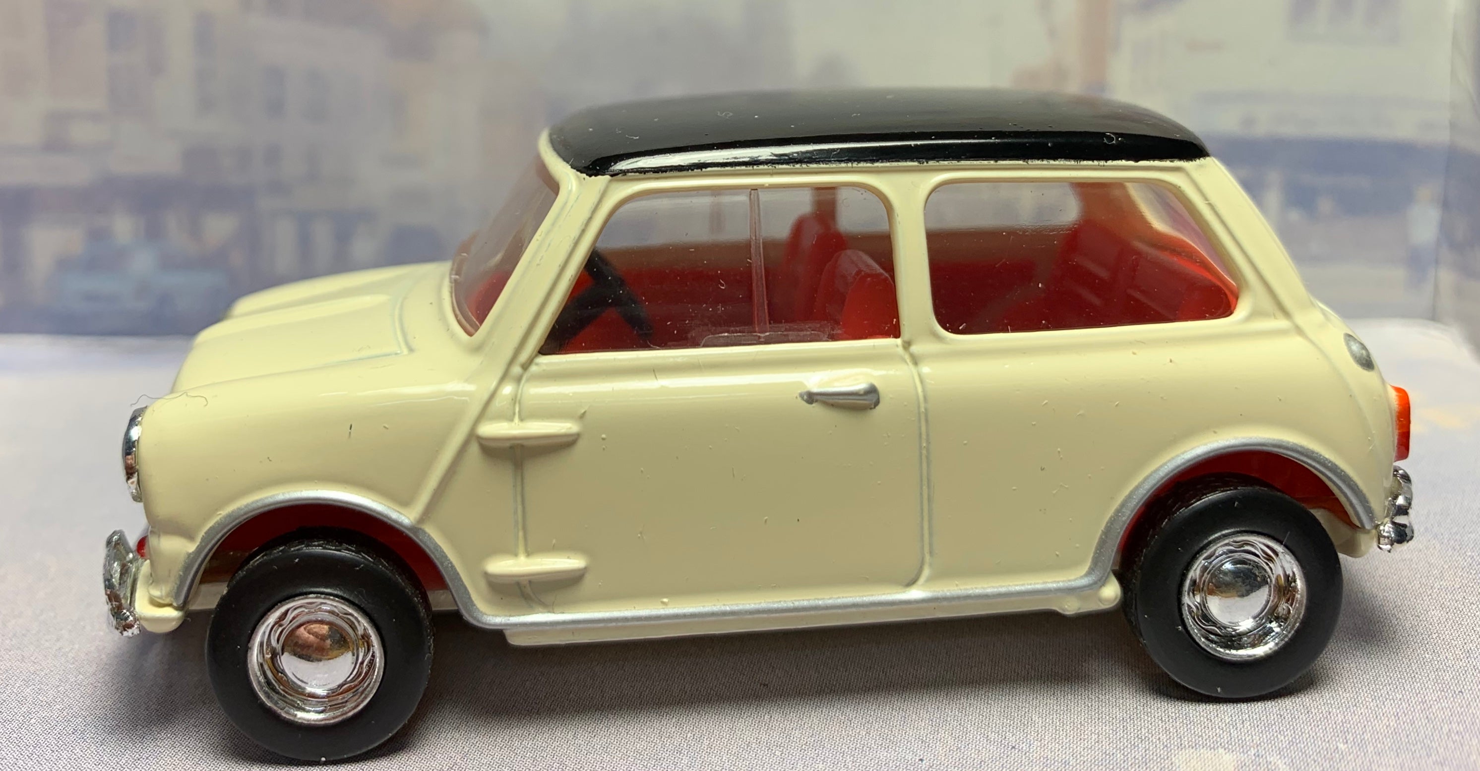 Dinky Item DY-21 1964 Mini Cooper 'S' White 1/43