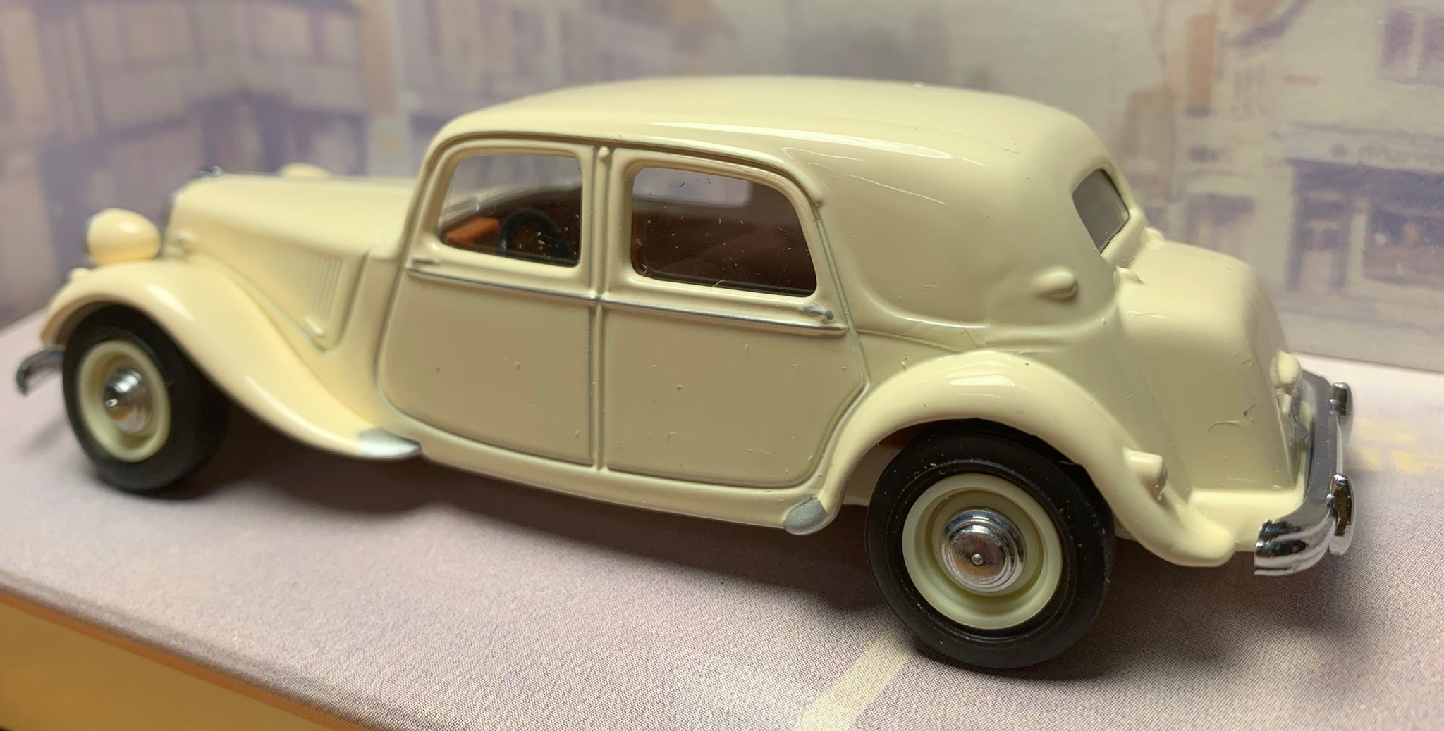L'incroyable histoire de la Citroën Traction 22 - 2/2 L'incroyable histoire de la Citroën Traction 22 - 2/2