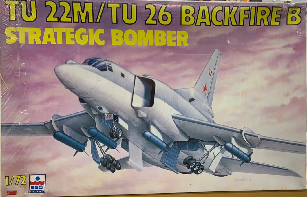 TU 22M/TU 26 Backfire B Strategic Bomber 1/72