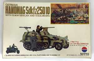 German Hanomag SdKfz 250/10 with B.M.W. sidecar and 6 soldiers 1/76