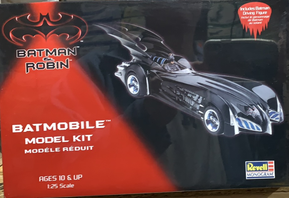 Batman & Robin Batmobile 1/25 1997 ISSUE