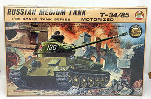 Russian Medium Tank T-34/85, Motorized 1/35