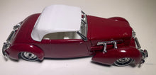 Load image into Gallery viewer, 1937 Cord 812 Coupe 1/43 Plum, White Top