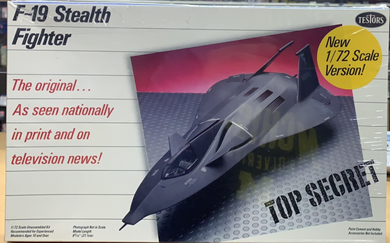 F-19  Stealth  Fighter  1/72  1987 ISSUE