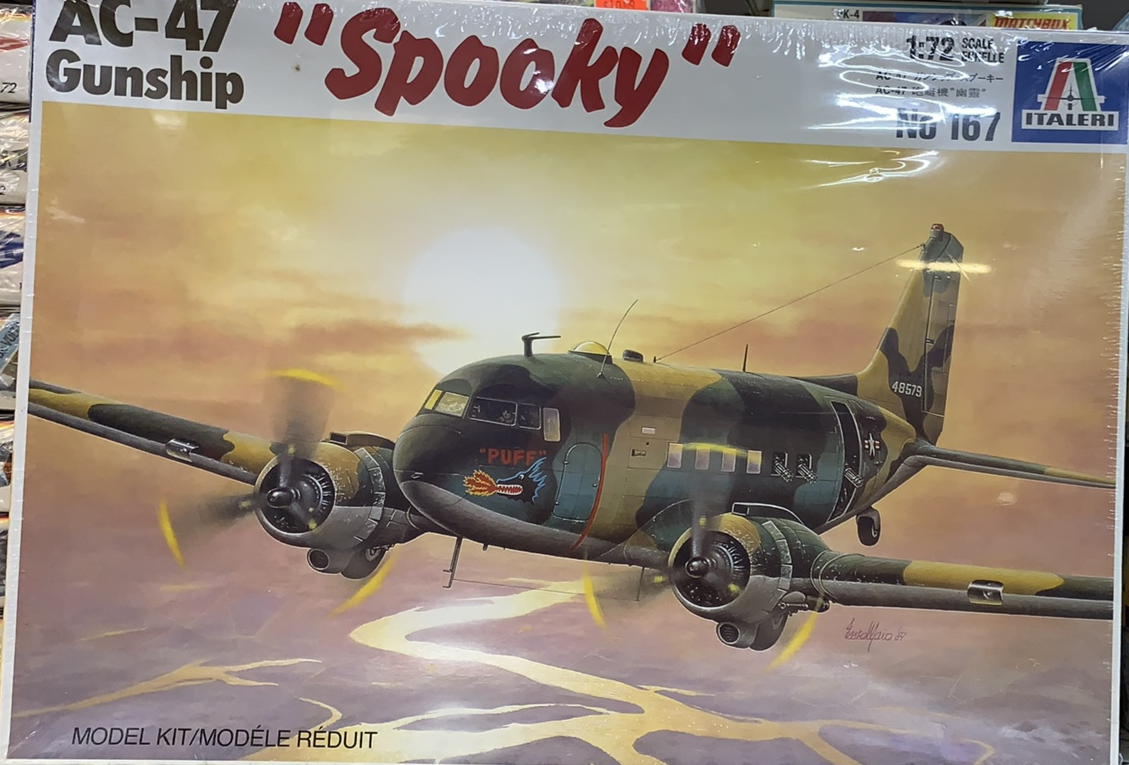 イタレリ　AC-47　スプーキー　1/72　1167 イタレリ AC-47 スプーキー 1/72 1167 - メルカリ