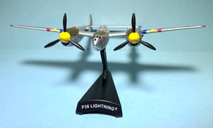 Lockheed P-38L Lightning 1/115