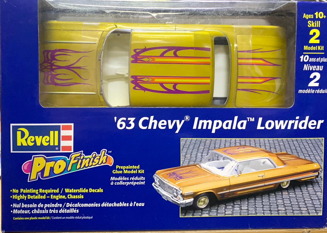 Pro Finish '63 Chevy Impala Lowrider 1/258