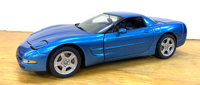 1999 Corvette Coupe in Laguna Blue  1/24