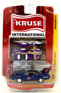1970 Plymouth Superbird 1/64, 