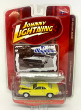 Load image into Gallery viewer, 1970 Dodge Challenger R/T 1/64 Yellow
