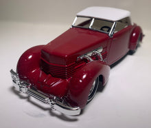 Load image into Gallery viewer, 1937 Cord 812 Coupe 1/43 Plum, White Top