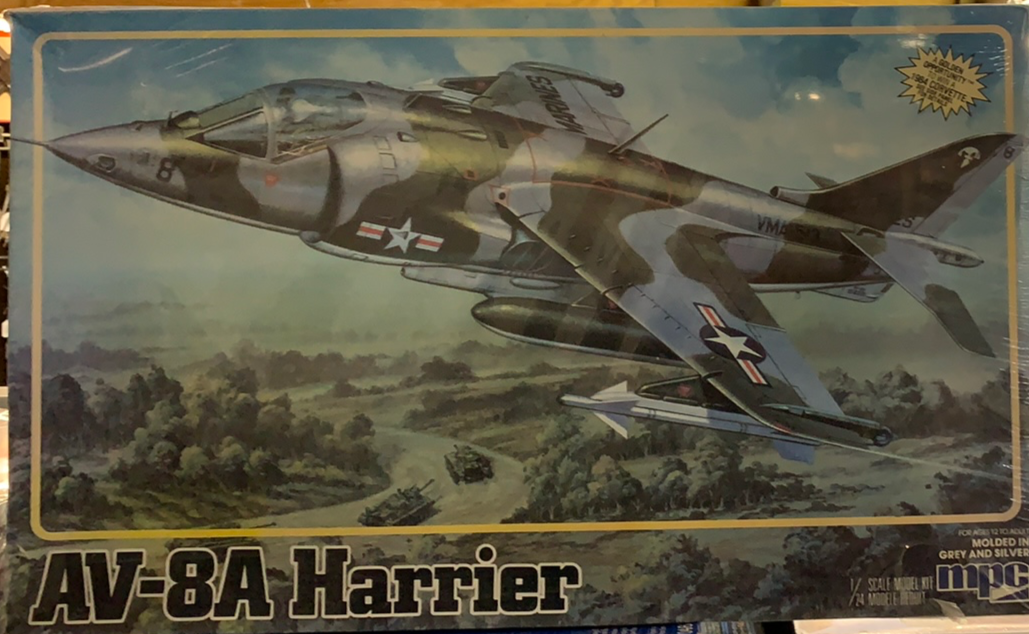 AV-8A Harrier 1/24 1983 ISSUE