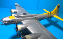 Load image into Gallery viewer, Boeing B-17G Flying Fortress