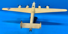Load image into Gallery viewer, Consolidated B-24J Liberator1/163