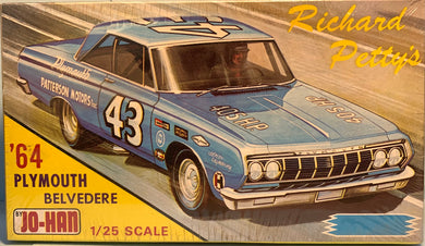 Richard Petty's 1964 Plymouth Belvedere 1/25