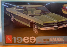 Load image into Gallery viewer, 1969 Ford Galaxy XL 500 hardtop (3 &#39;n 1) Stock, Street or Drag (1/25) 1968 Release