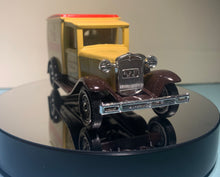 Load image into Gallery viewer, 1930 Ford model A Van &quot;Toblerone&quot;  1/40